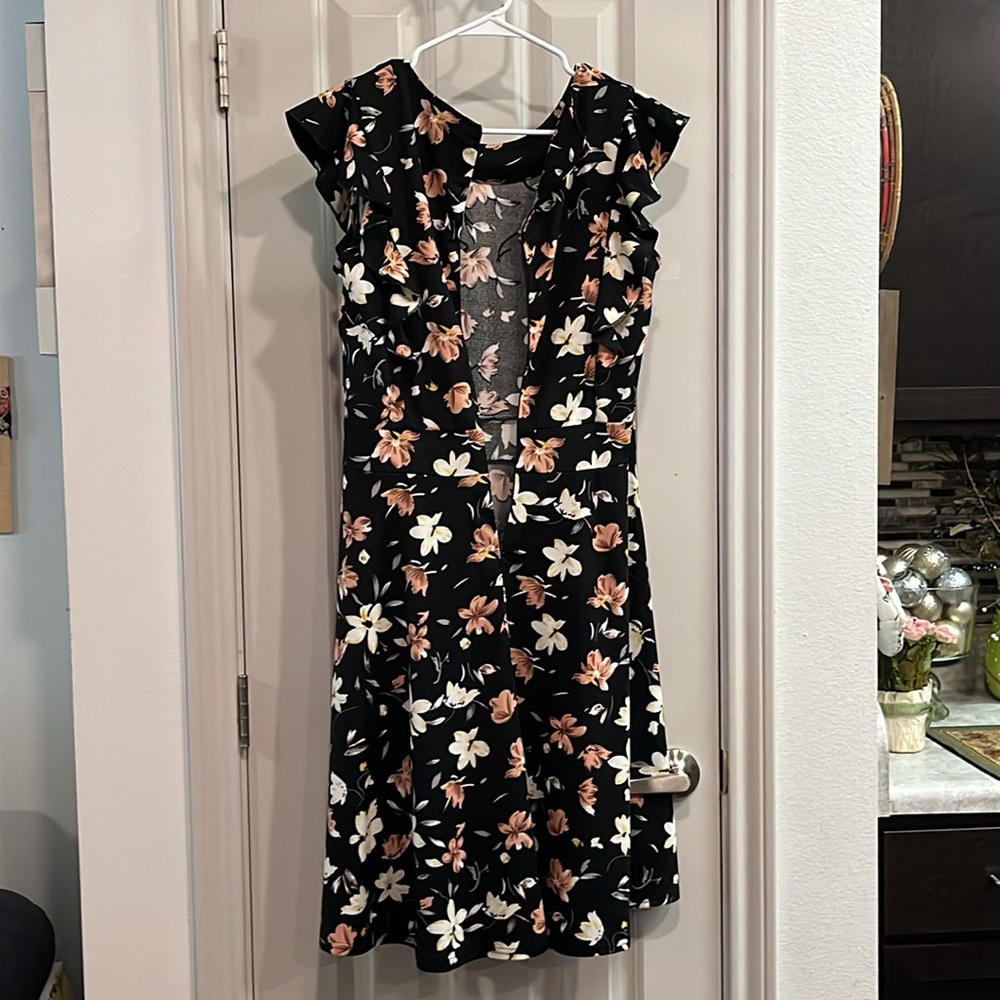 NWT YATHON size extra large floral dress - Picture 6 of 8